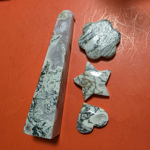 Assorted Crystal Collection - Picture 3 of 4